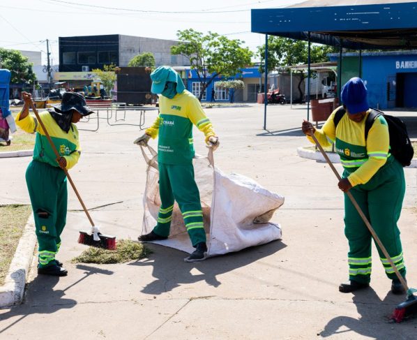 Prefeitura intensifica limpeza e conservação de praças e parques em sete pontos de Cuiabá