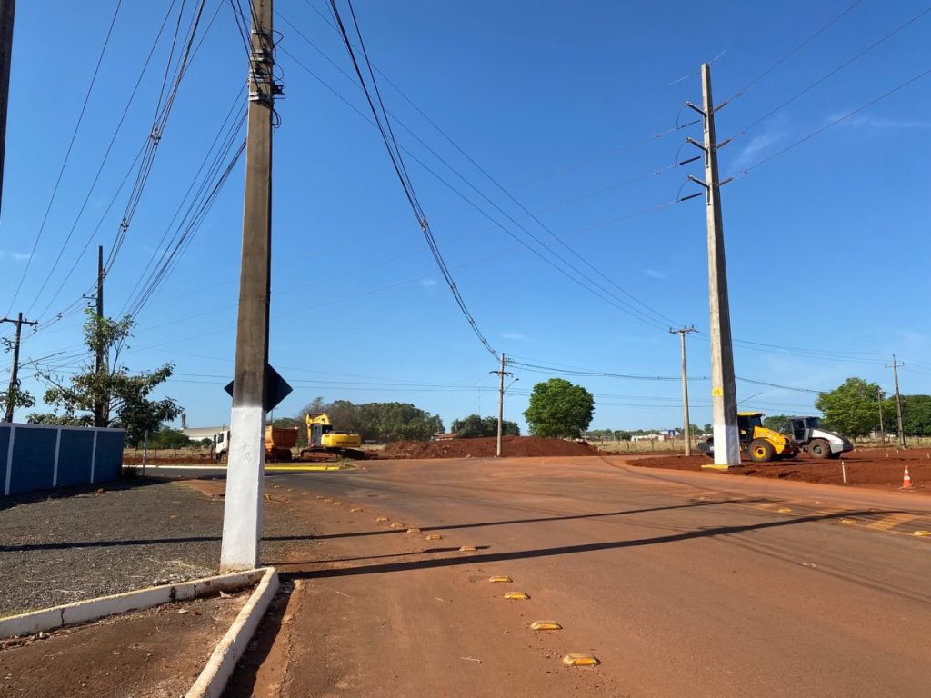 PRÓXIMO MÊS - Município pressiona empresa para entregar Avenida Alvadi Monticelli até novembro