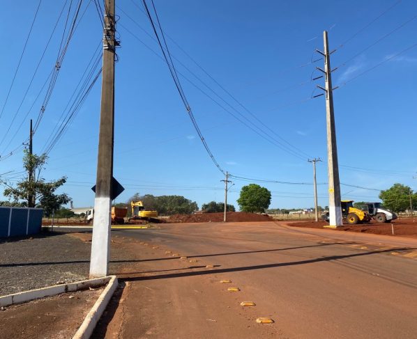 PRÓXIMO MÊS - Município pressiona empresa para entregar Avenida Alvadi Monticelli até novembro