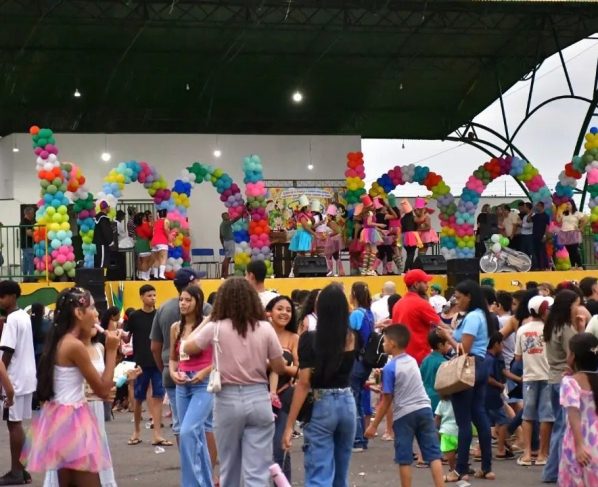 Tarde da Alegria reuniu crianças e famílias em celebração ao Dia das Crianças em Nova Olímpia