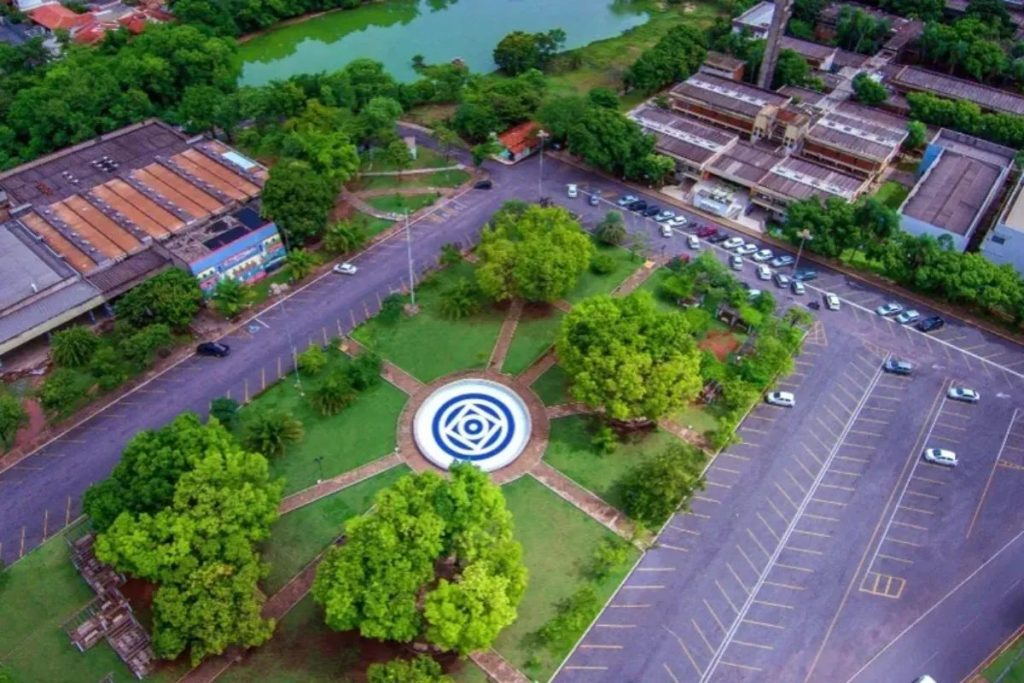 UFMT suspende aulas por quatro dias para estudantes votarem no 2º turno
